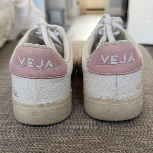 Veja Campo Women's White and Light Pink Sneakers - Picture 7 of 11